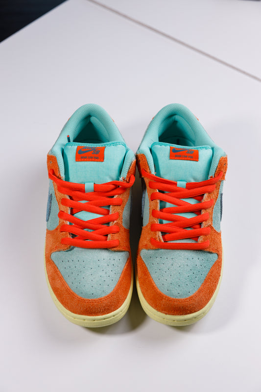 Nike SB Dunk Low Orange Emerald Rise