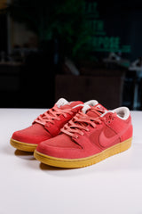 Nike SB Dunk Low Adobe