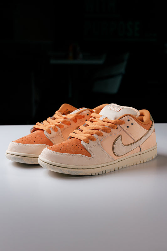 Nike SB Dunk Low Trocadéro Gardens Pale Ivory